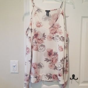 ♡ Rue 21 womans cold shoulder flower sweater